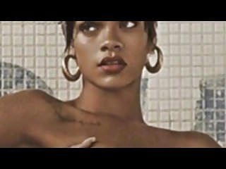 Rihanna Ultra Sexy Le Beau Cul De Riri+Sons free video