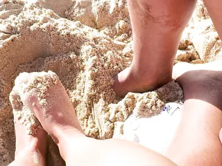 I Made Him Cum In A Beach With People Around free video