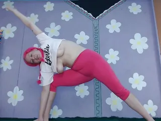 Cute Latina Milf Yoga Workout Flashing Big Boobs Nip Slip See Through Leggings free video