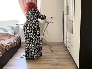 Milf Is Ironing Clothes And Feels That There Will Be Anal Sex With Her Big Butt free video