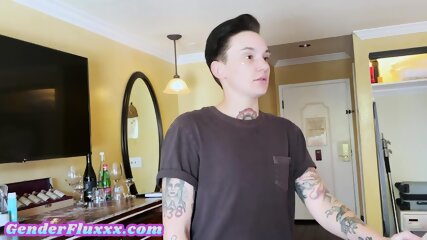 Pussyboi Enjoys Kissing Slutty Bff B4 Eating Pussies Out free video